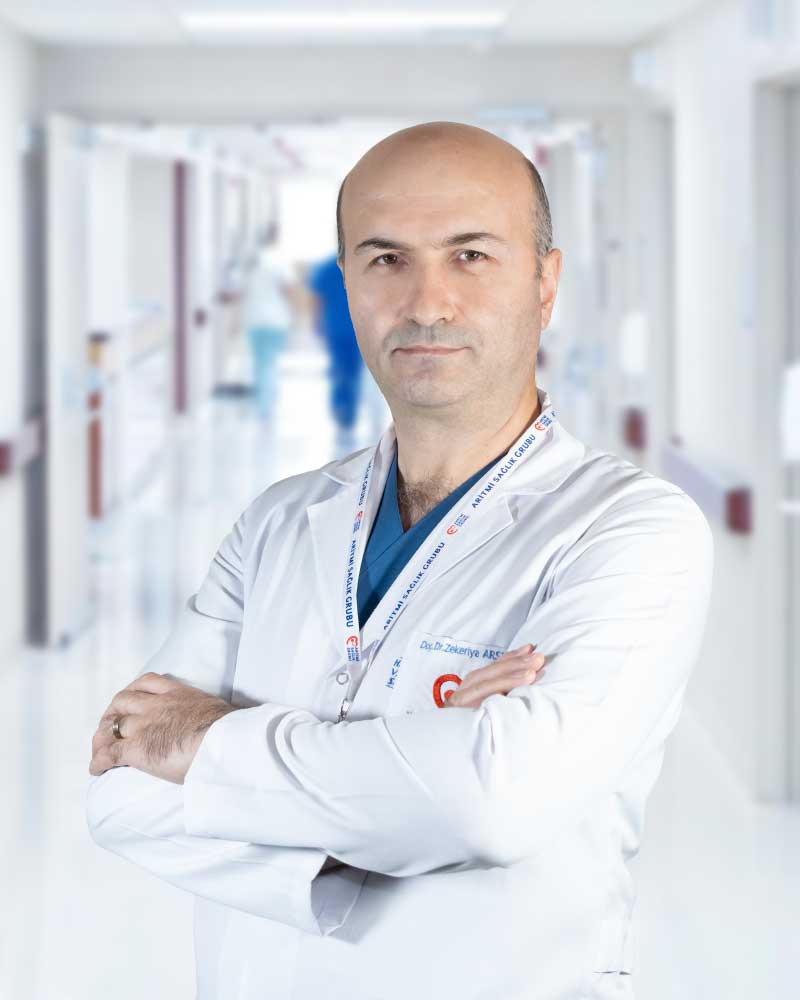 Doç. Dr. Zekeriya Arslan